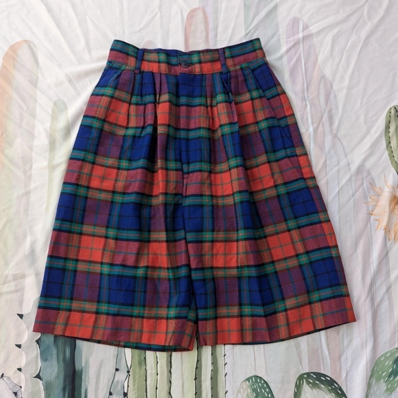 Ambitions Pants - Vintage 80's Ambitions Blue, Red, & Green Tartan Plaid High Waisted Golf Shorts